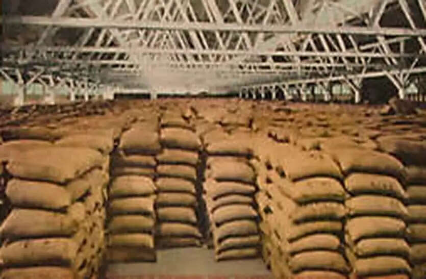 किसानों-व्यापारियों को खाद्यान्न भण्डारण के लिए सुविधा उपलब्ध कराने के लिए सरकार प्रतिबद्ध