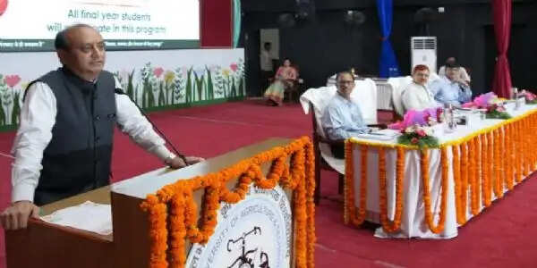 ज्ञान और विवेक का संतुलन ही सफलता का आधार : सुधांशु त्रिवेदी