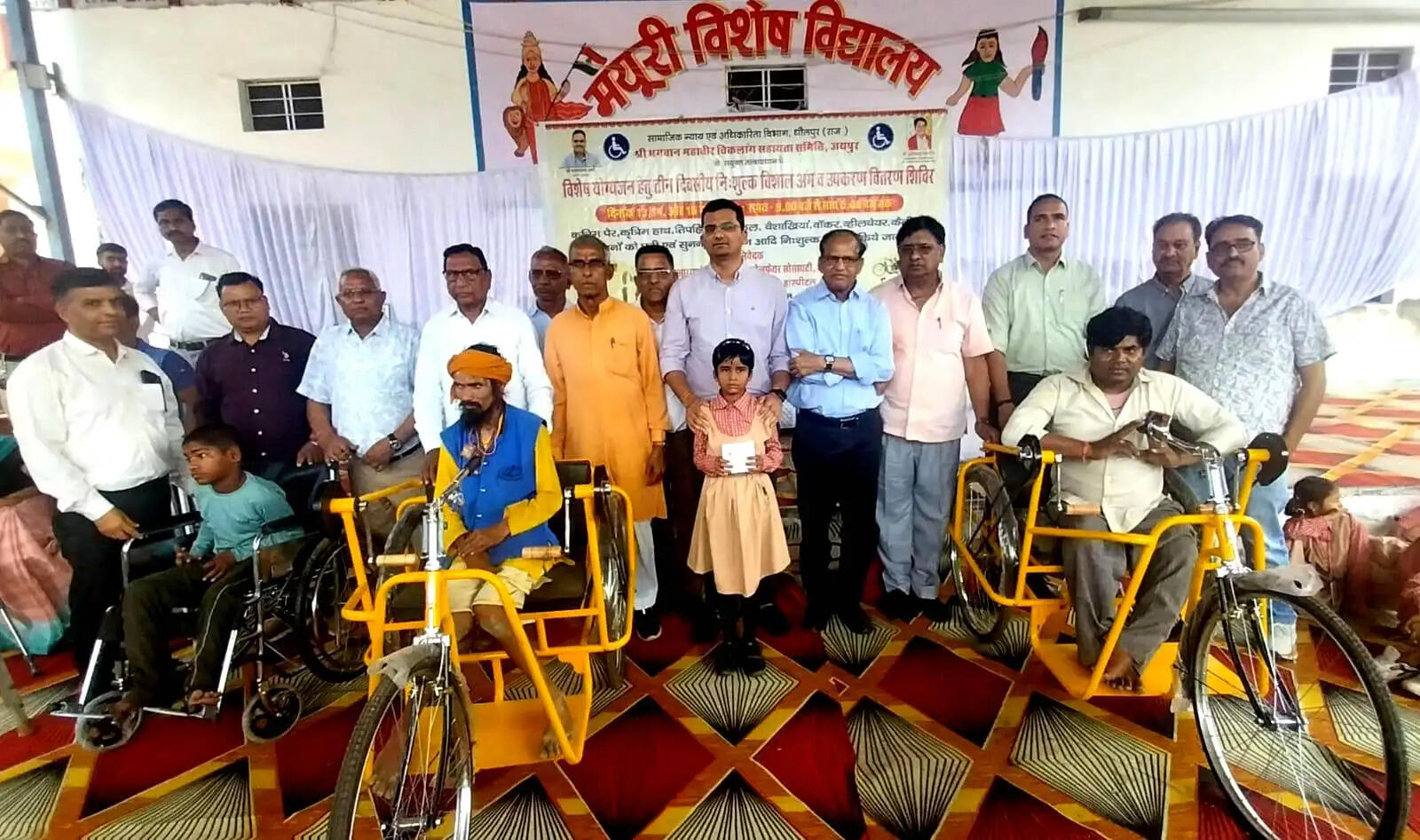 विशेष योग्यजनों की सेवा एवं सहायता पुनीत कार्य : डॉ. गर्ग