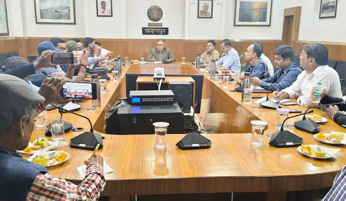 पश्चिम बंगाल के लिए 14 हजार 205 करोड़ रुपये का बजटीय प्रावधानः अश्वनी वैष्णव