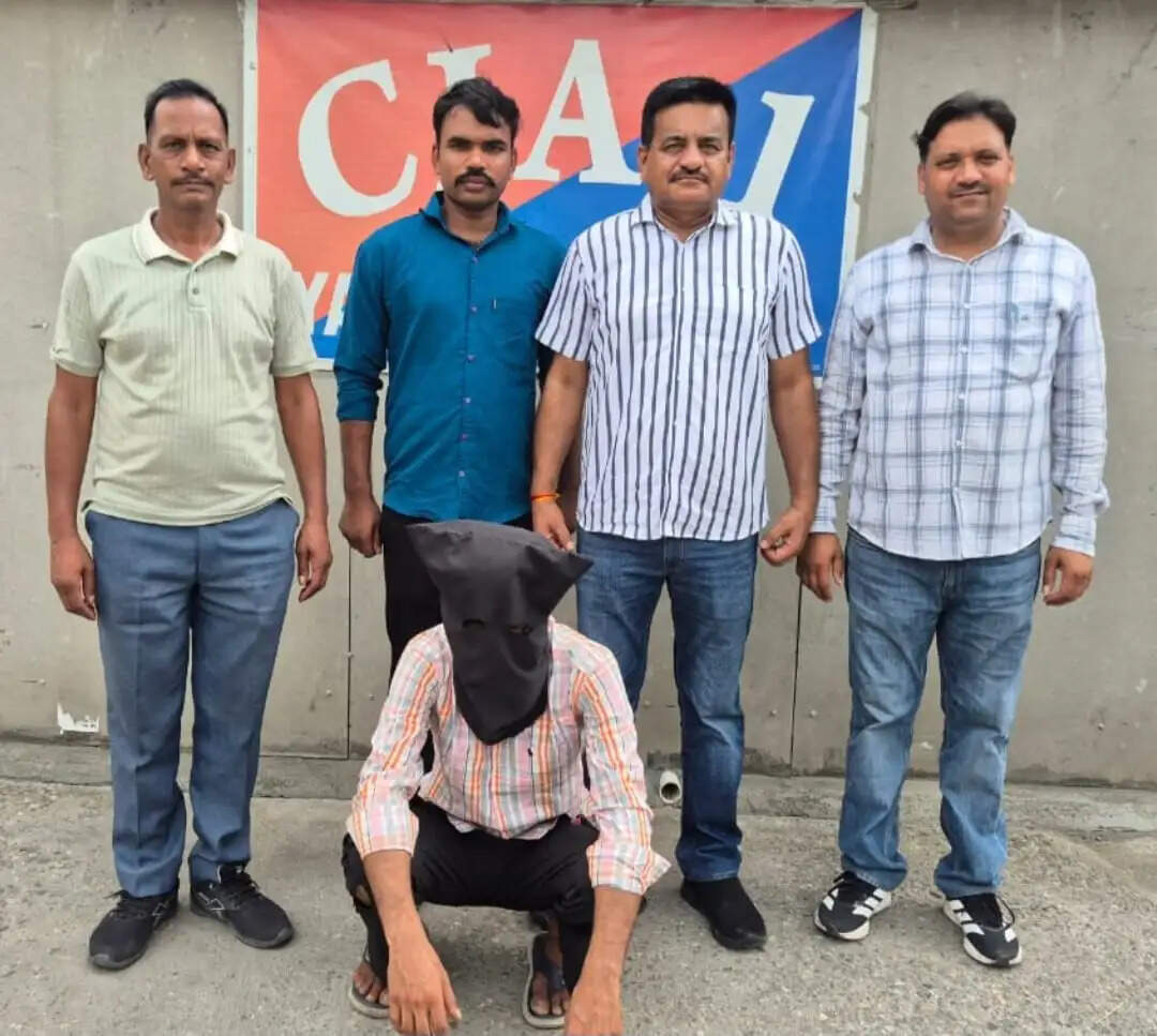 यमुनानगर पुलिस ने दो युवक अवैध हथियारों सहित किए गिरफ्तार