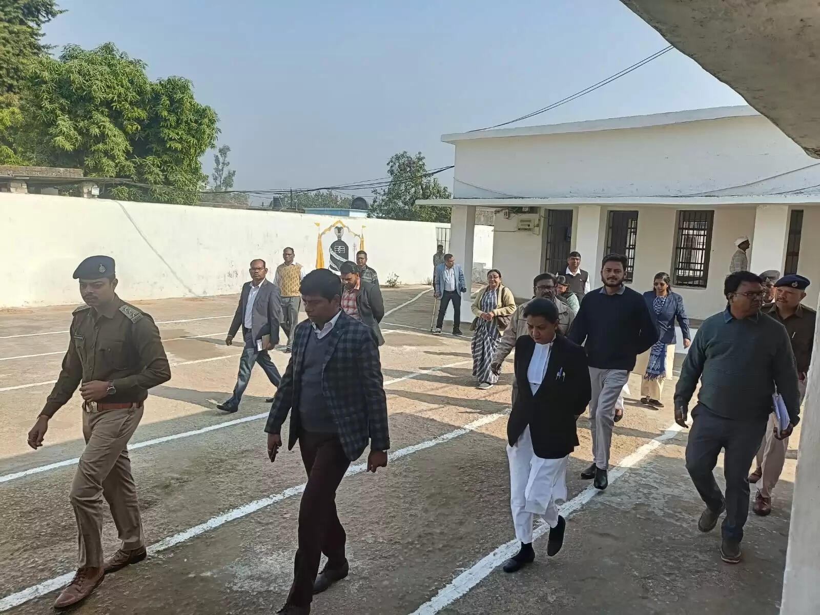 कोरबा : जिला न्यायाधीश संतोष शर्मा ने जिला जेल का सघन निरीक्षण किया