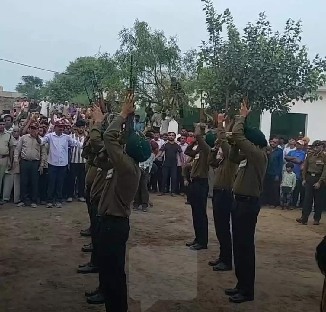 जींद : जम्मू कश्मीर में शहीद हुए अमरजीत नैन का राजकीय सम्मान के साथ हुआ अंतिम संस्कार