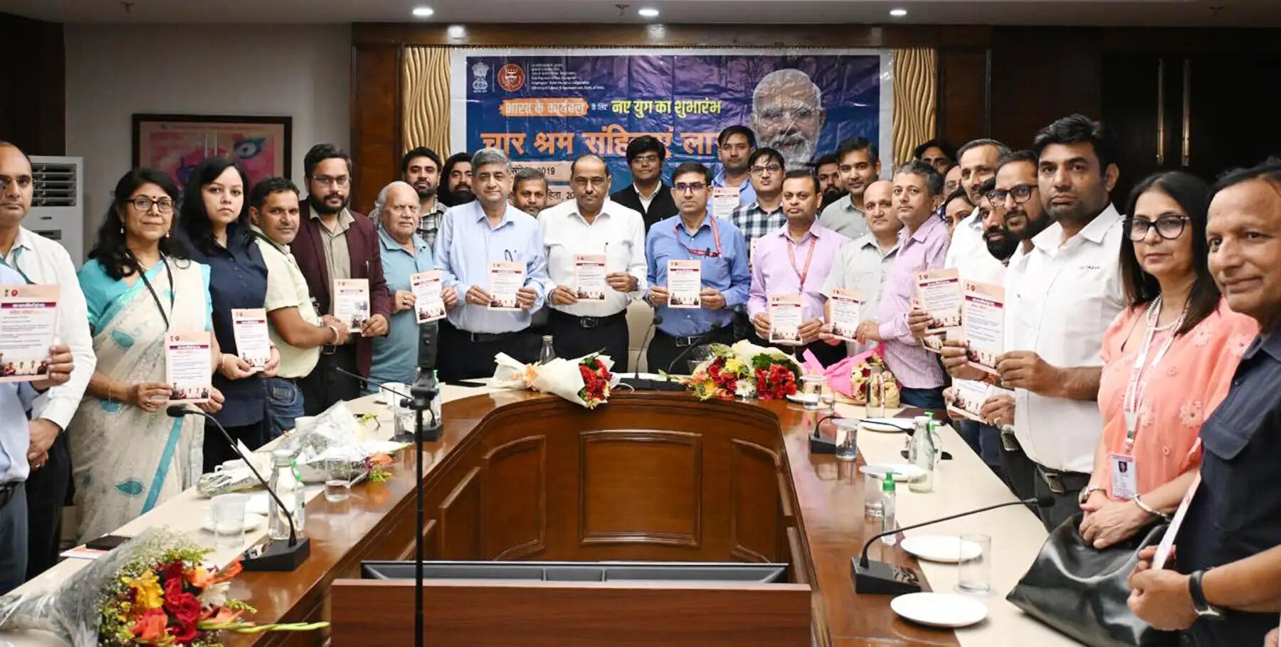 गुरुग्राम: श्रमिकों को अधिकारों के साथ दायित्वों की भी हो जानकारी: हरिओम प्रकाश