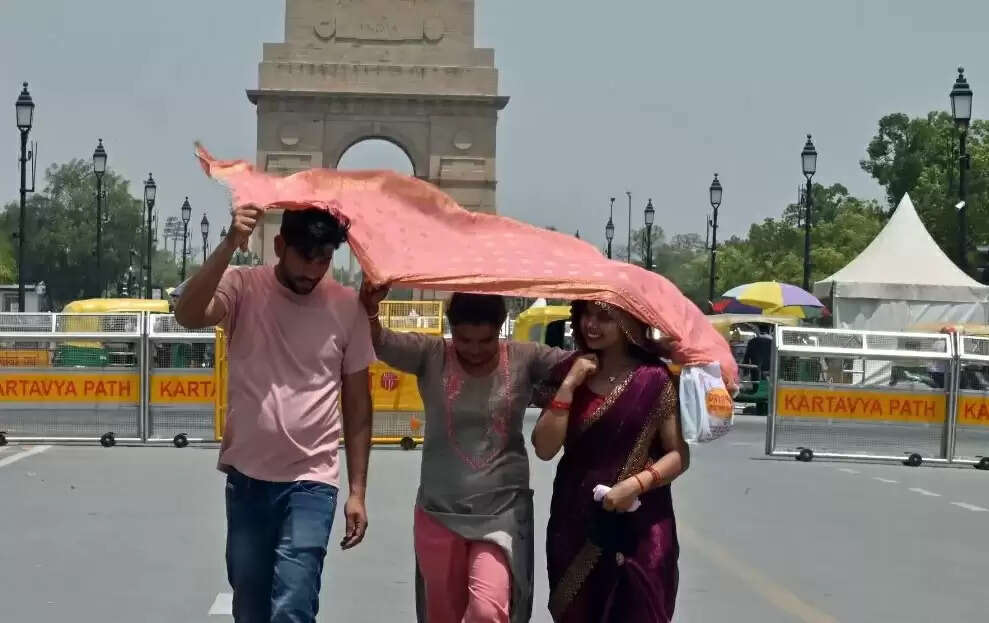 दिल्ली-एनसीआर में उमस, दक्षिण-पश्चिम मानसून देश के कई राज्यों में बढ़ा आगे