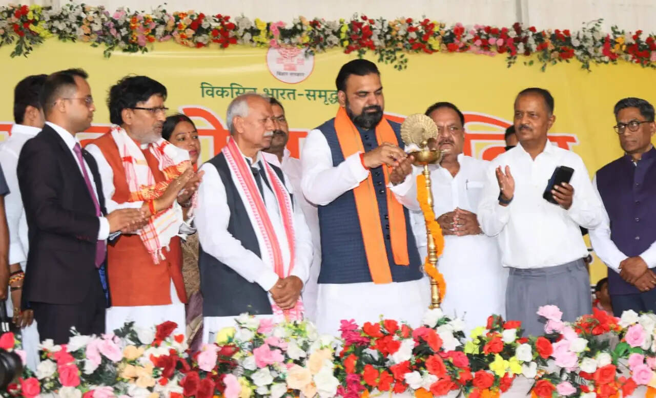 जनता को अपनी समस्याओं के समाधान के लिए कार्यालयों के चक्कर नहीं काटने पड़ेंगे : मुख्यमंत्री