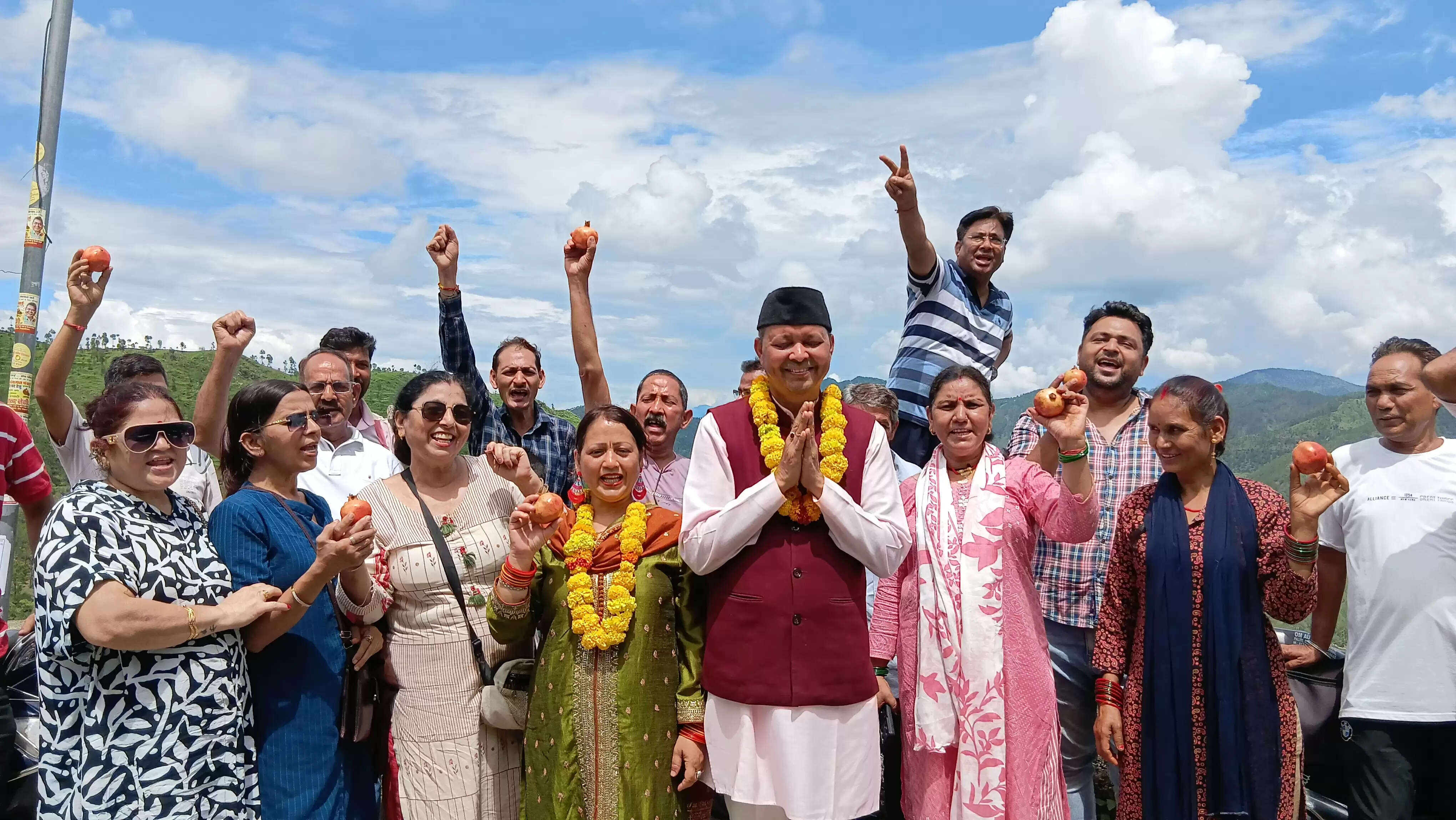 रिवर्स पलायन कर की मिशाल कायम