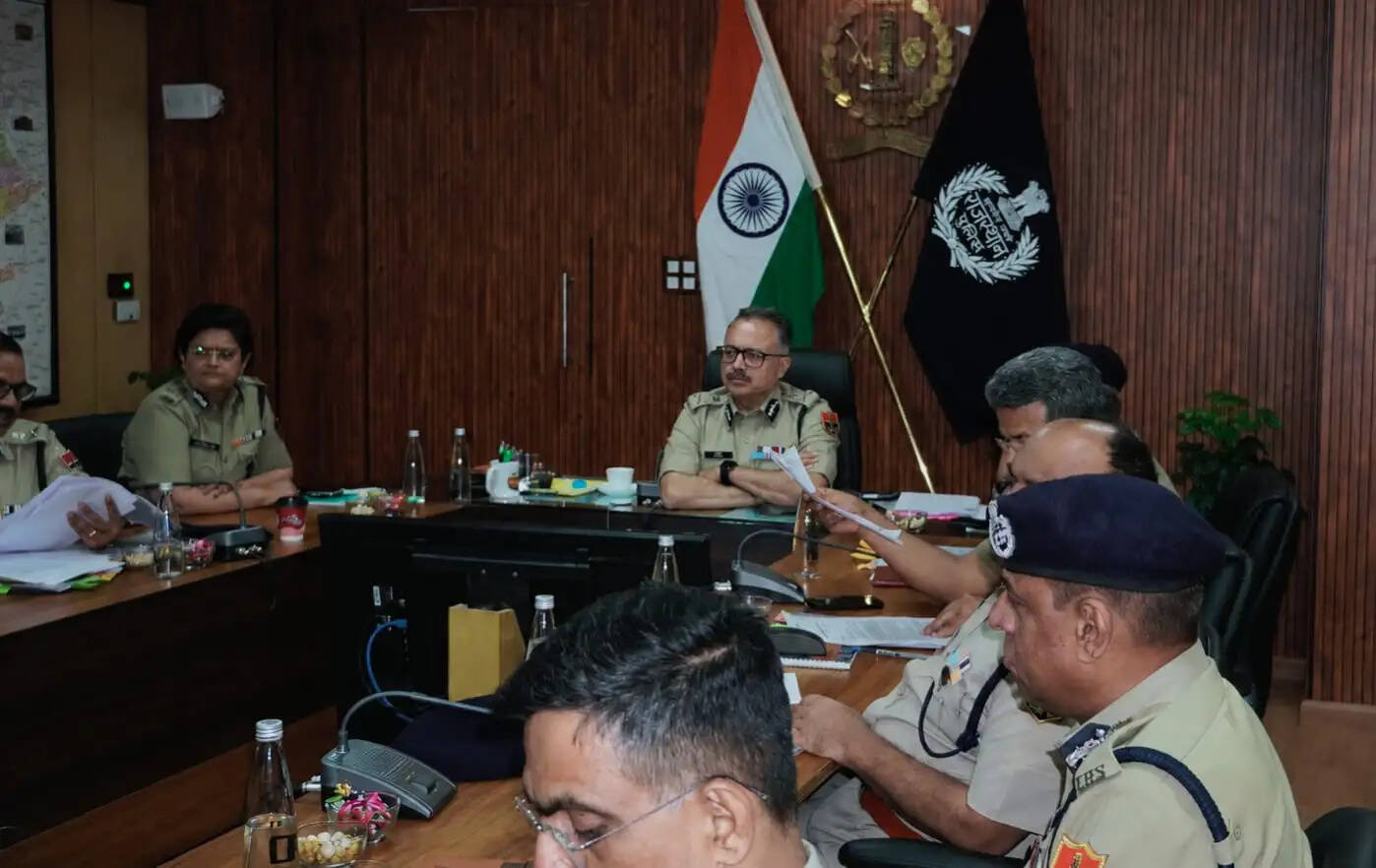 झूठे मुकदमे दर्ज कराने वालों पर होगी सख्त कार्रवाई: डीजीपी