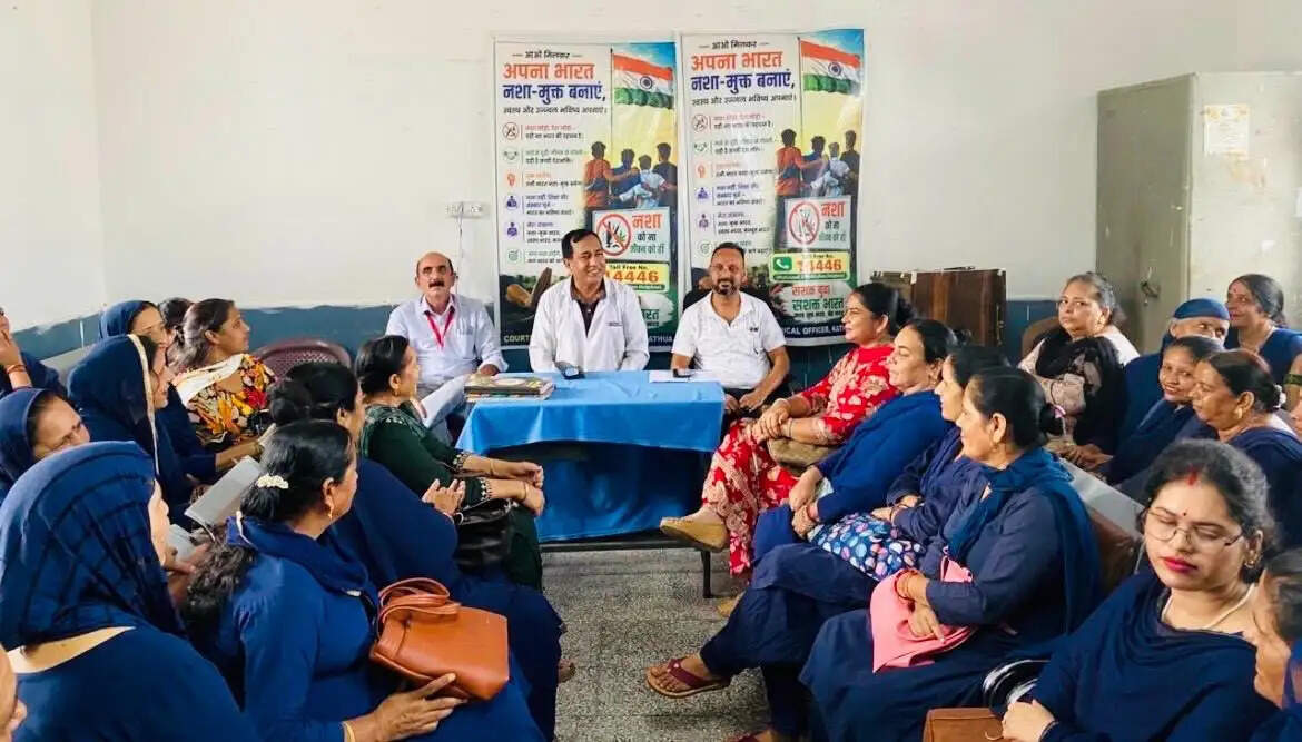 सामूहिक प्रयासों से ही बनेगा नशामुक्त समाज-डा. गुरु शर्मा