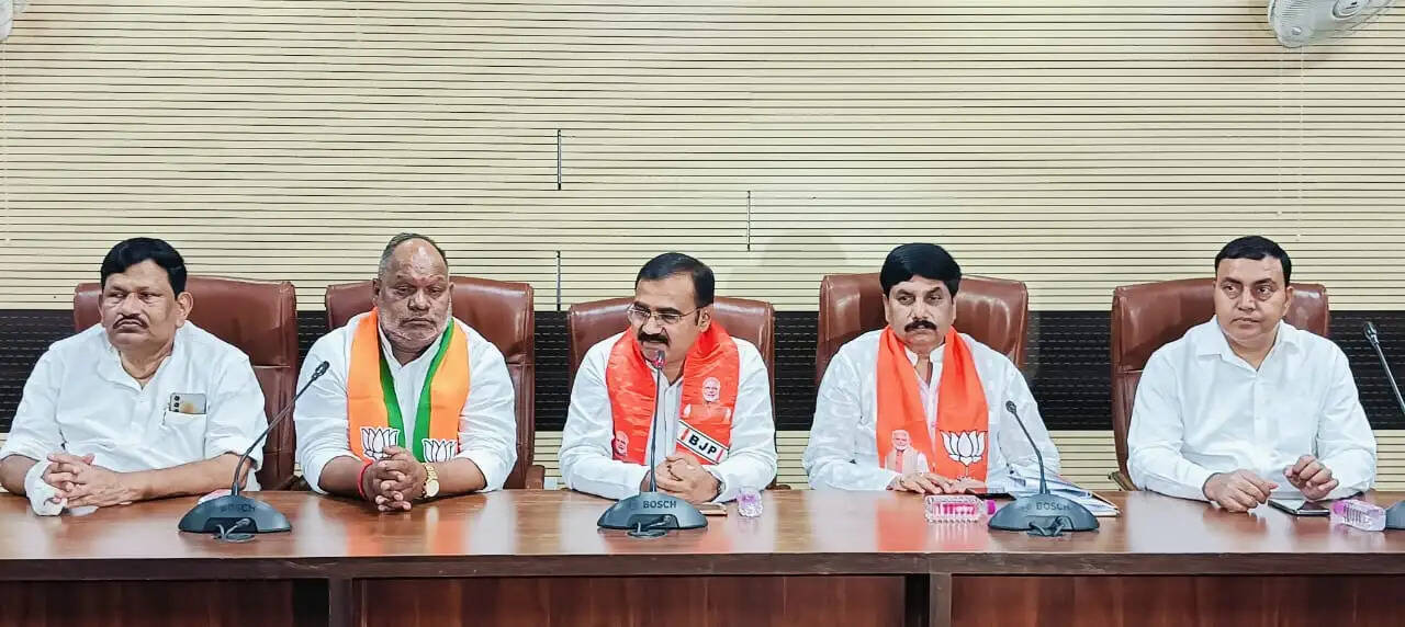 प्रधानमंत्री मोदी वाराणसी में 44 परियोजनाओं का लोकार्पण व शिलान्यास करेंगे