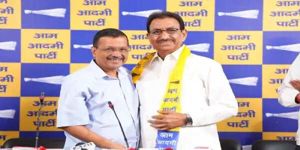 भाजपा नेता ब्रह्म सिंह तंवर आम आदमी पार्टी में हुए शामिल&nbsp;