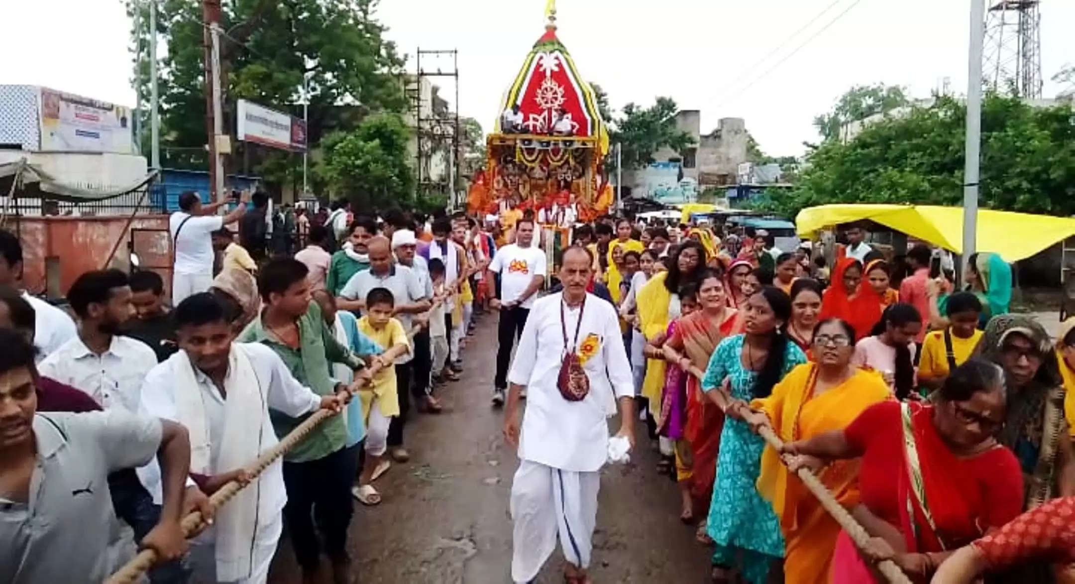 धौलपुर में श्रद्वा और उल्लास से निकली भगवान जगन्नाथ की रथ यात्रा