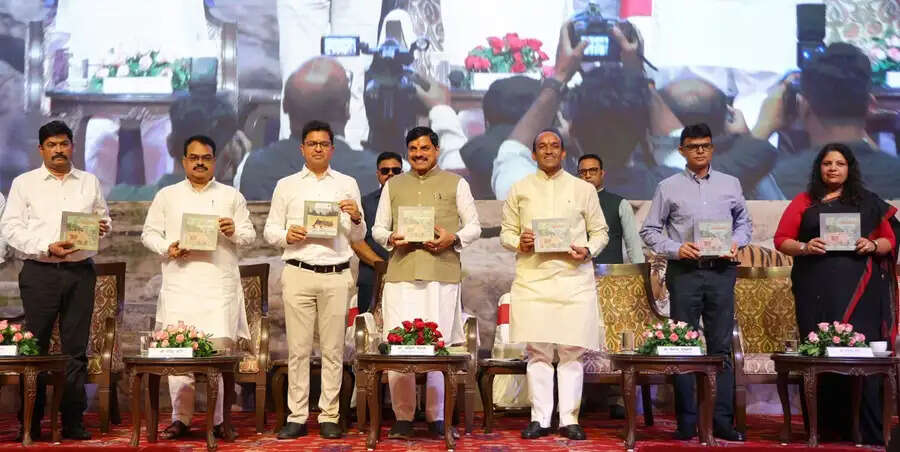 (अपडेट) मप्र में निरंतर बढ़ रहा बाघों का कुनबा, नई गणना में संख्या 1000 से अधिक होने का अनुमान : मोहन यादव