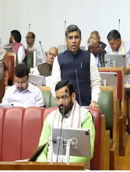 विश्वविद्यालयों में तैनात संविदा एवं अंशकालिक प्राध्यापकों को मिलेगी जॉब सिक्योरिटी