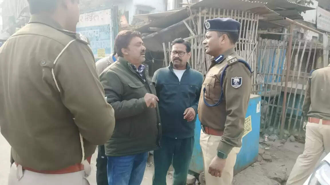 हेराफेरी मामले में एसएसपी ने किया घटनास्थल का निरीक्षण