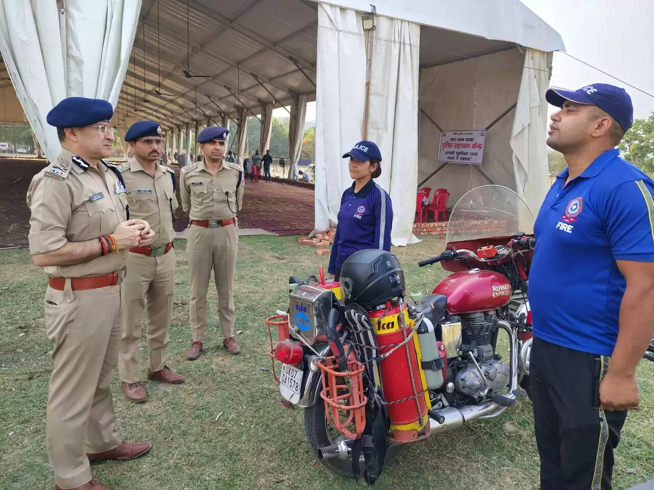 डीजीपी ने हरिद्वार चार धाम यात्रा पंजीकरण केंद्र का किया निरीक्षण