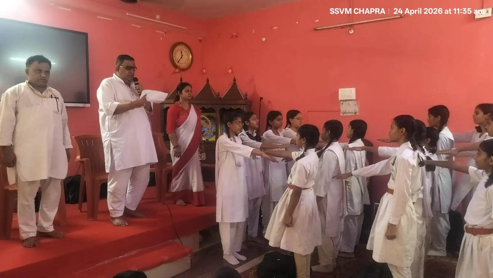 सरस्वती शिशु विद्या मंदिर में बाल संसद का शपथ ग्रहण समारोह संपन्न