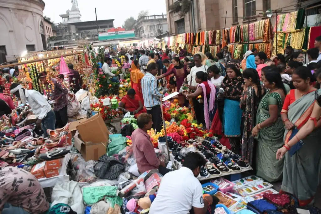 ग्वालियर: धनतेरस का त्योहार शुक्रवार को, बाजारों में होगी धन की बरसा