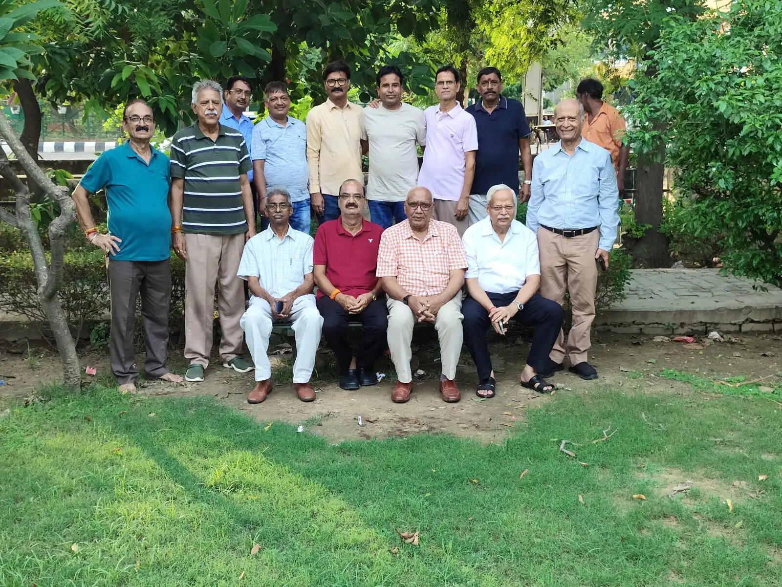 हर पौधा आने वाली पीढ़ियों के लिए स्वच्छ और सुरक्षित पर्यावरण का संकल्प है : डॉ. भरत राज सिंह