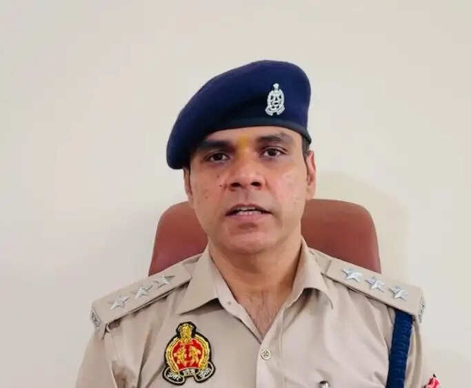 खेत में मिला नर कंकाल और खोपड़ी, जांच में जुटी पुलिस