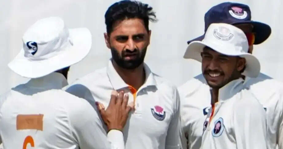 कर्टिस हेफी की जुझारू पारी के बावजूद खराब रोशनी के चलते भारत ए टीम का न्यूजीलैंड ए से मुकाबला ड्रॉ