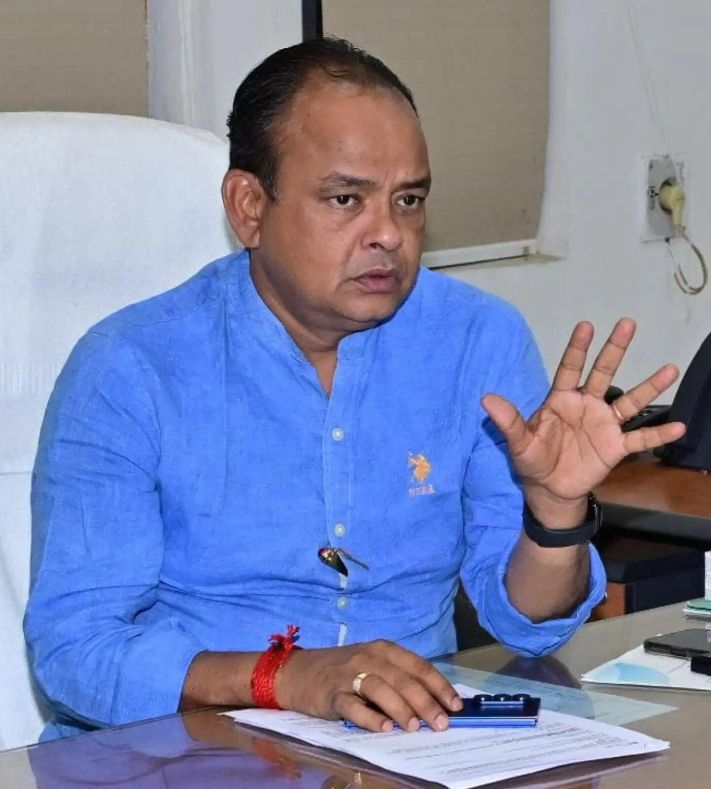 पेट्रोल पंपों पर भीड़ और अव्यवस्था को लेकर मंत्री इरफान अंसारी ने मुख्यमंत्री को लिखा पत्र, सुरक्षा बढ़ाने की मांग