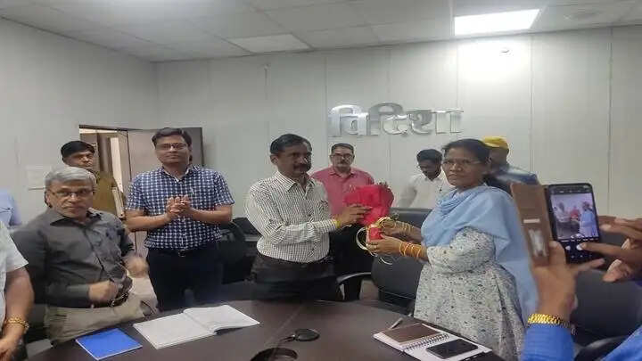 विदिशाः जनगणना-2027 की तैयारियों का निदेशक संजीव श्रीवास्तव ने किया निरीक्षण