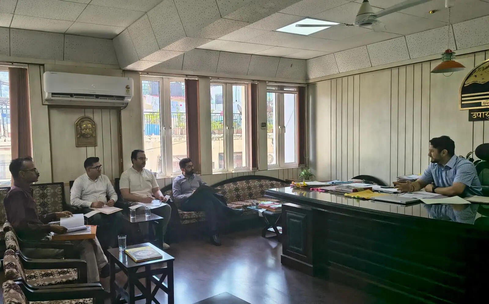सरकारी भवनों में पंचायतों की मदद से संचालित होंगे रीडिंग रूम व अपना पुस्तकालय : अपूर्व देवगन