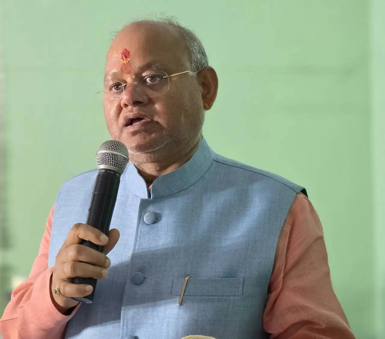 कांग्रेस नेताओं का एसएसपी कार्यालय में व्यवहार लोकतांत्रिक मर्यादाओं के खिलाफ: सुरेश भट्ट