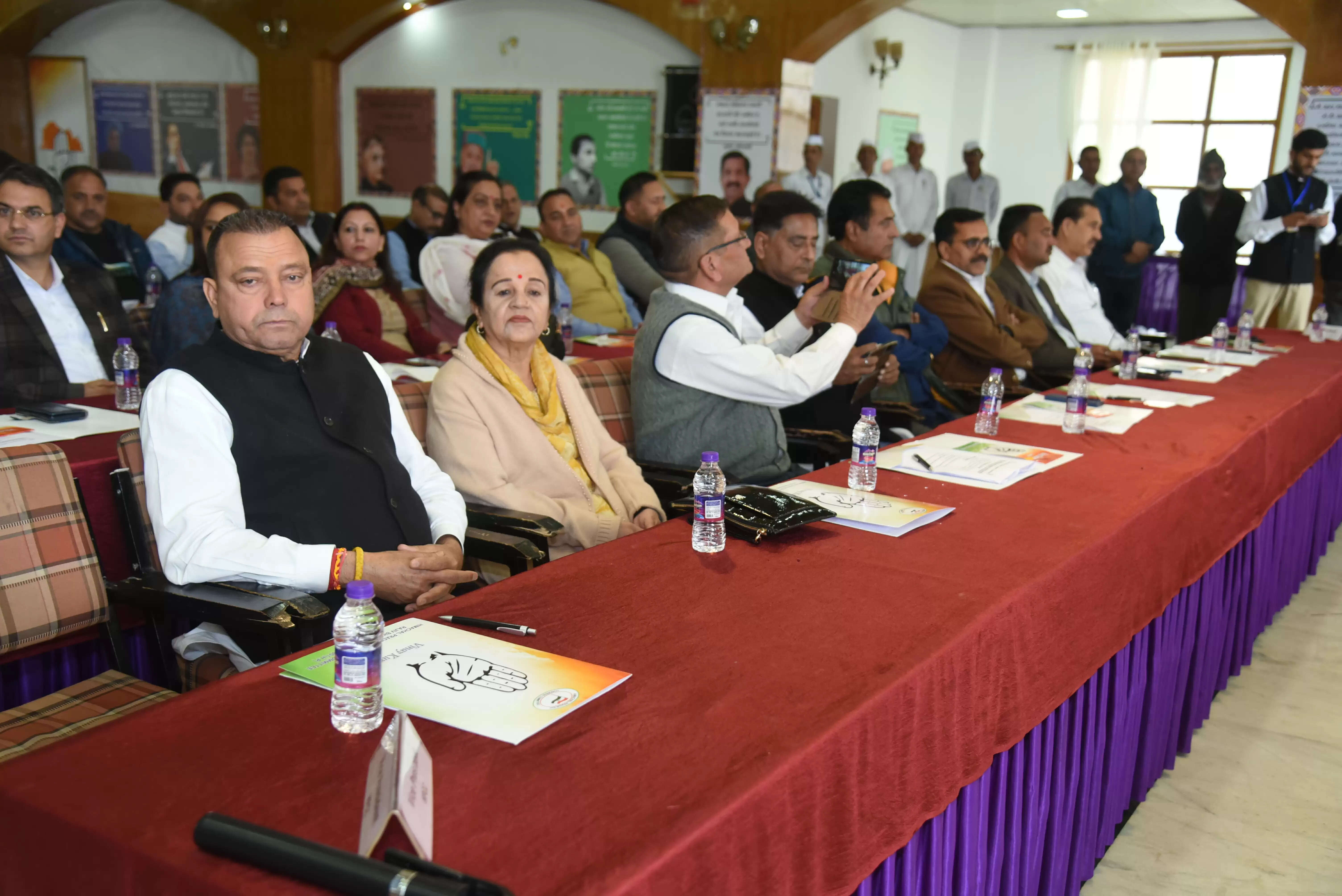 प्रदेश कांग्रेस कार्यसमिति बैठक: सरकार–संगठन तालमेल पर चर्चा, महिला आरक्षण मुद्दे पर सुक्खू ने भाजपा को घेरा