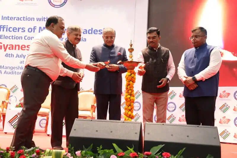 मुख्य निर्वाचन आयुक्त ने की मप्र में हुए मतदाता सूची के विशेष गहन पुनरीक्षण कार्य की सराहना