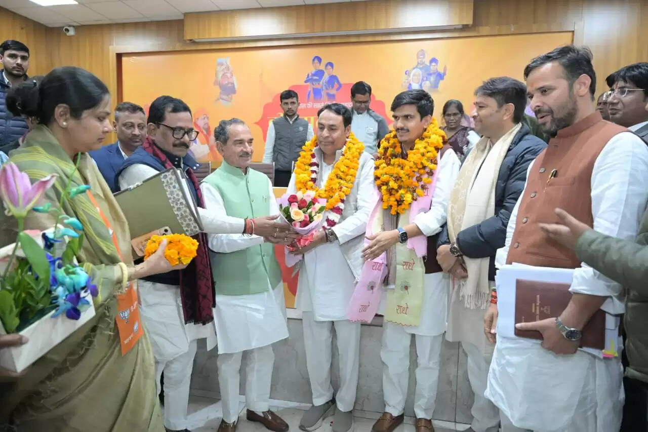 नवनियुक्त भाजपा मोर्चा अध्यक्षों ने प्रदेश अध्यक्ष से की शिष्टाचार भेंट