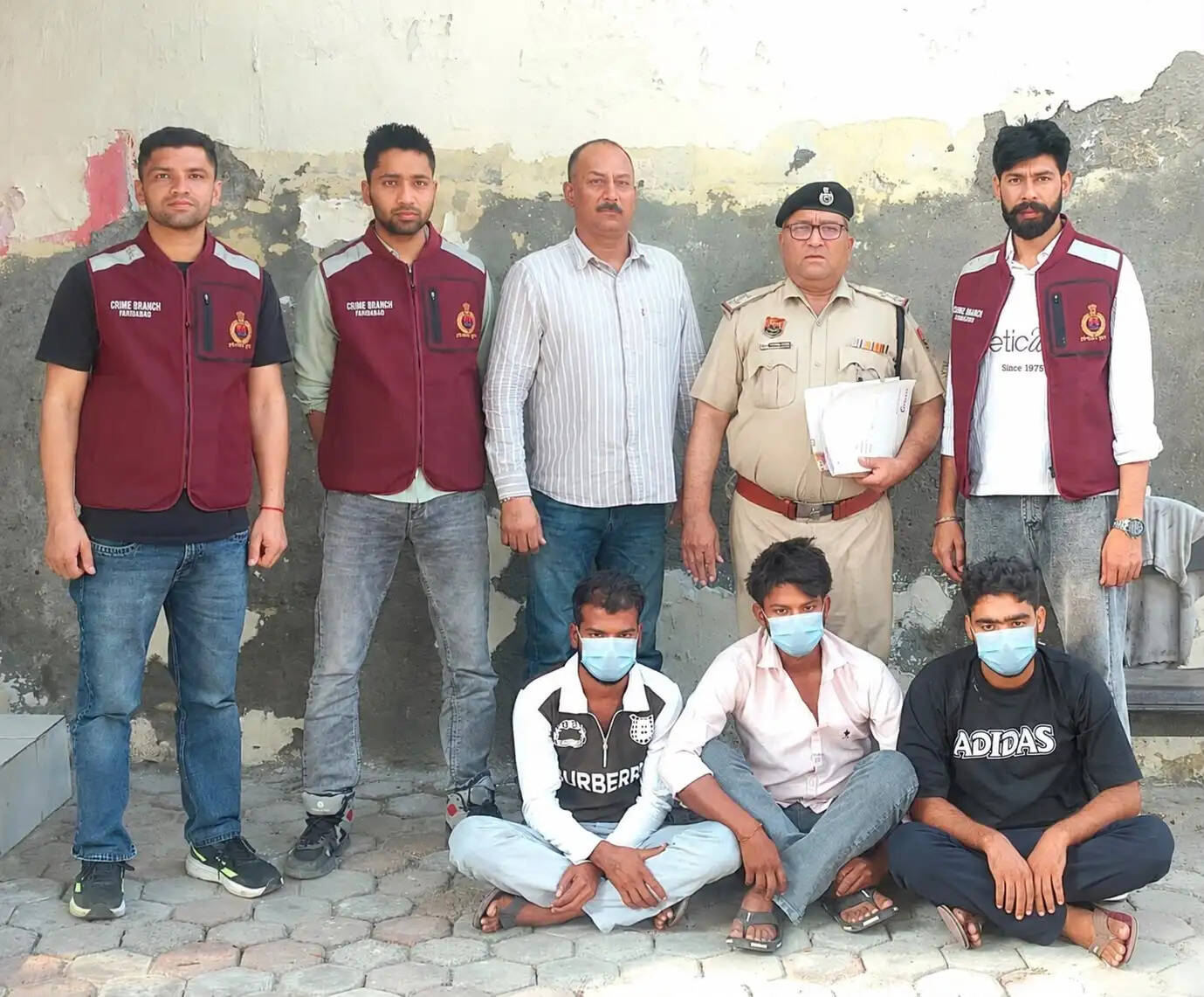 फरीदाबाद : अफीम सप्लायर को पुलिस ने नोएडा से किया गिरफ्तार