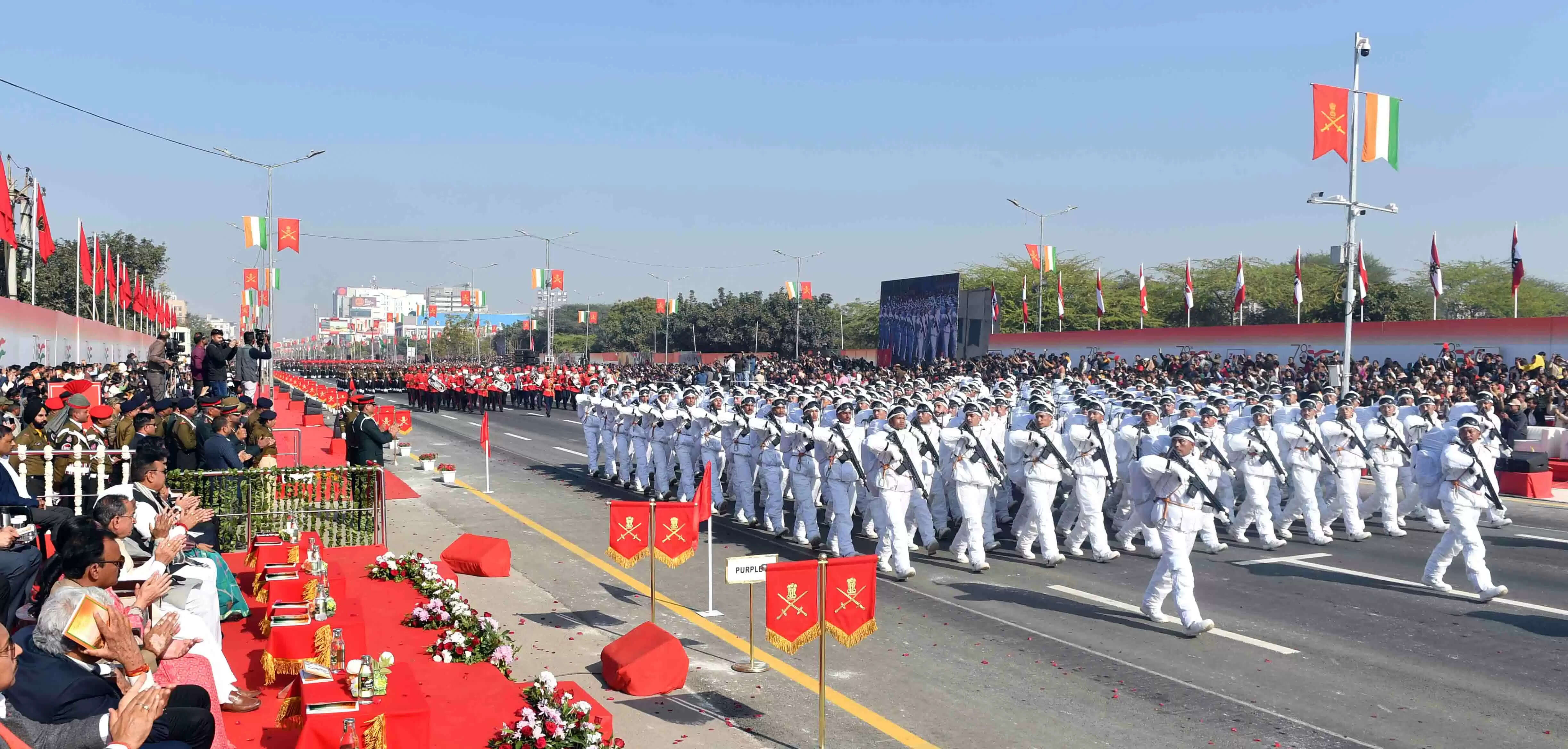 (अपडेट) भारतीय सेना ने जयपुर में सैन्य परंपरा, शौर्य और अत्याधुनिक क्षमताओं का किया शानदार प्रदर्शन