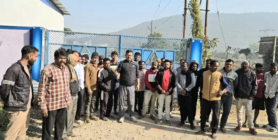 मेघा डेयरी संयंत्र के स्थानांतरण पर मानगो के ग्रामीणों में गहरा आक्रोश