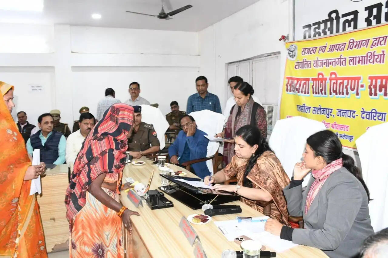 जनसमस्याओं के त्वरित समाधान के लिए प्रशासन पूरी तरह प्रतिबद्ध है : जिलाधिकारी दिव्या मितल