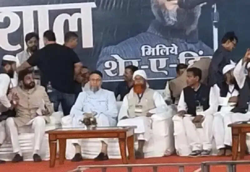 ओवैसी ने किया यूसीसी का विरोध, भोपाल में बोले- आदिवासियों जैसे मुस्लिमों के भी कानून