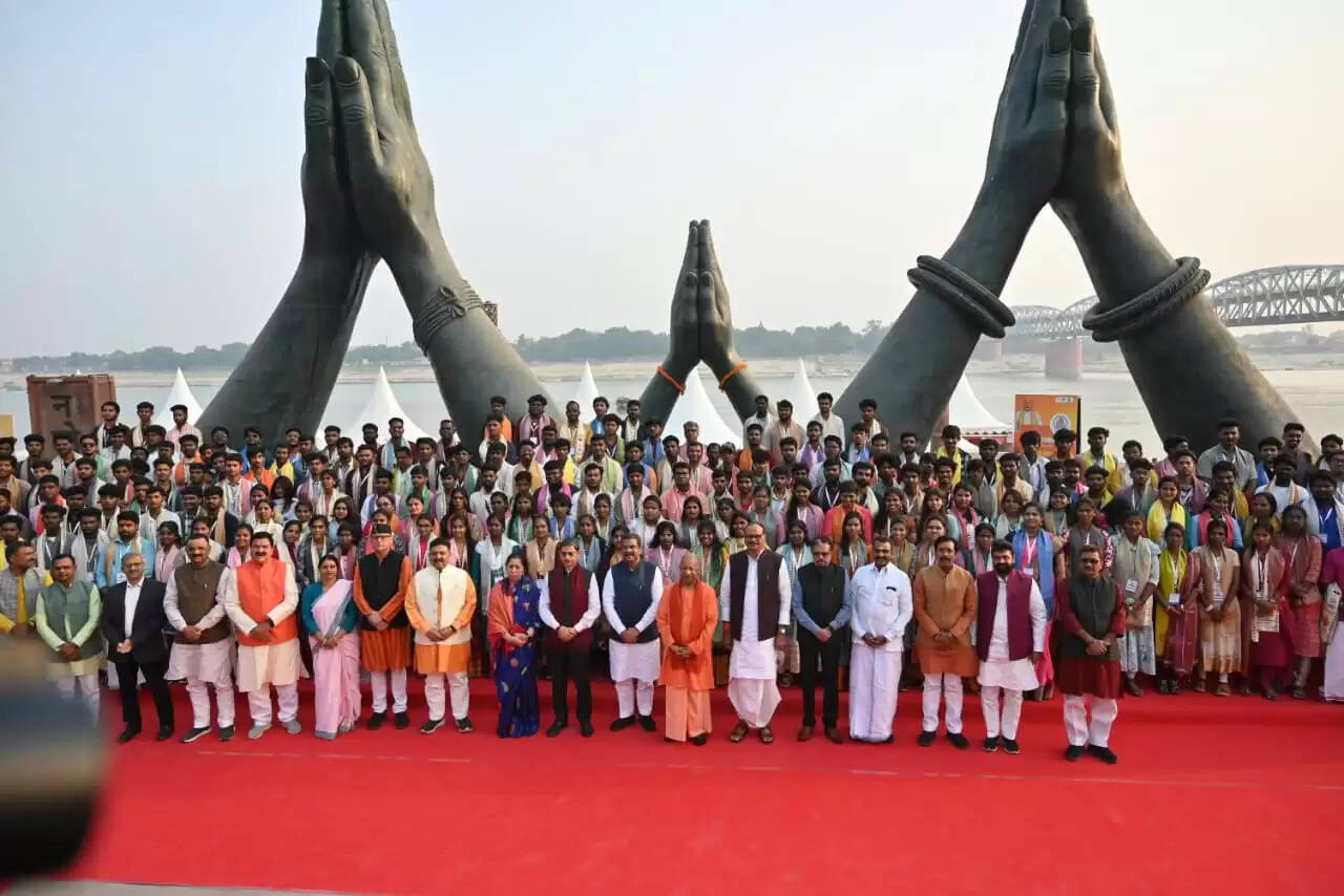 काशी-तमिल संगमम में हुआ उत्तर–दक्षिण संस्कृति का अद्भुत संगम, मुख्यमंत्री ने किया शुभारंभ