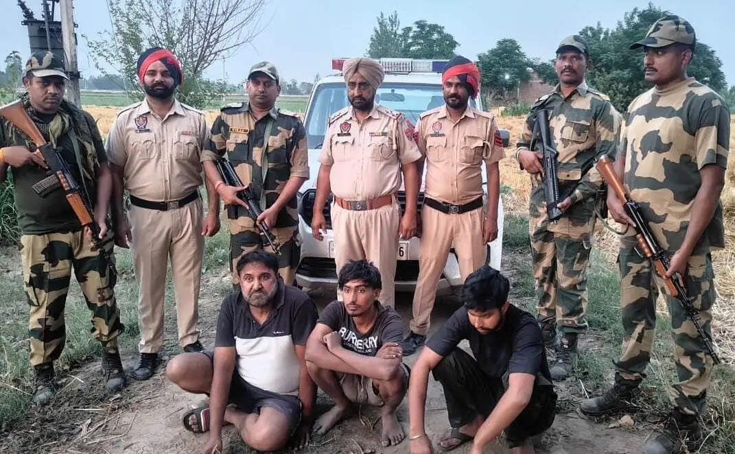 भारत-पाक सीमा से तीन ड्रग तस्कर गिरफ्तार