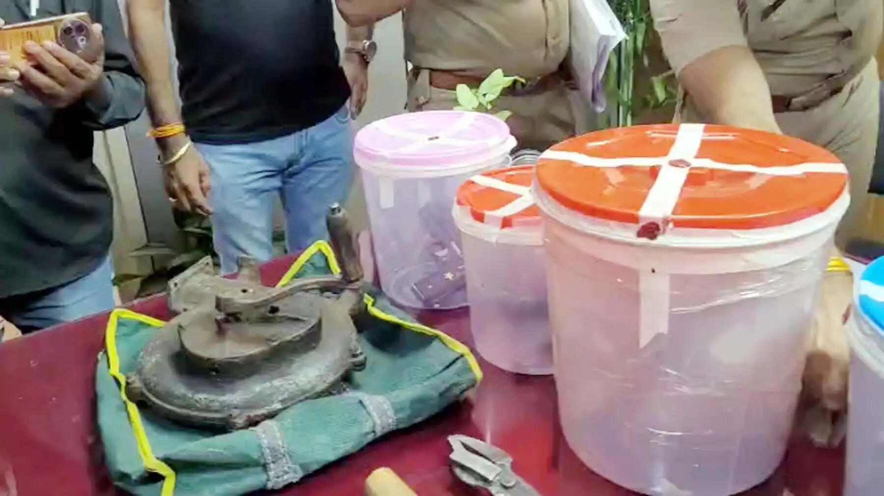 गुरुग्राम अपराध शाखा ने मध्य प्रदेश में पकड़ी अवैध हथियार बनाने की फैक्ट्री