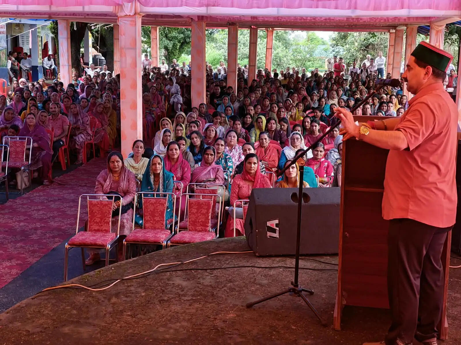 हर गरीब व्यक्ति तक योजनाओं का लाभ पहुंचाना सरकार की प्राथमिकता : केवल सिंह पठानिया