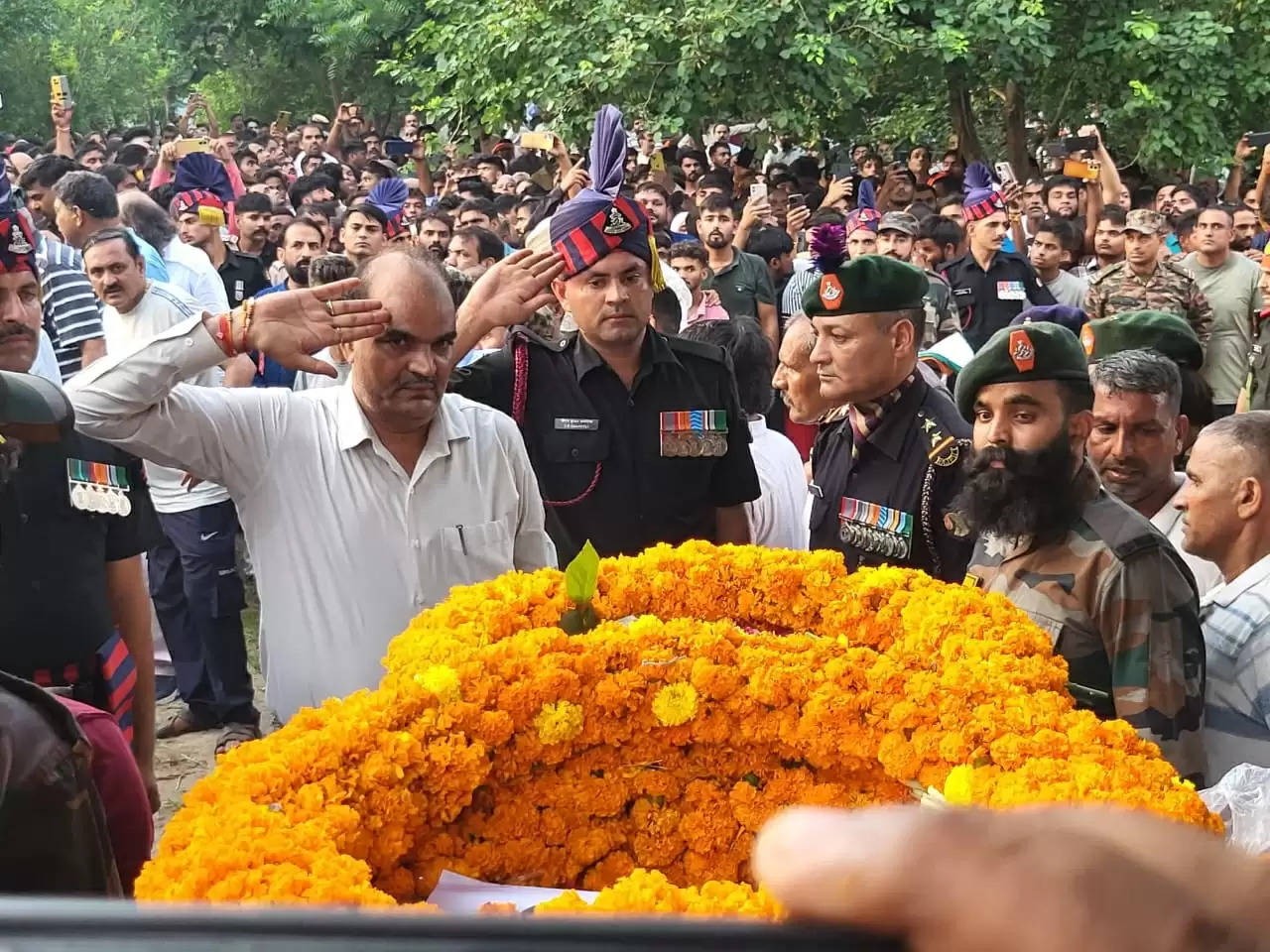 अपडेट समाचार-गुरुग्राम का बेटा हुआ शहीद, 17 नवम्बर को होनी थी शादी