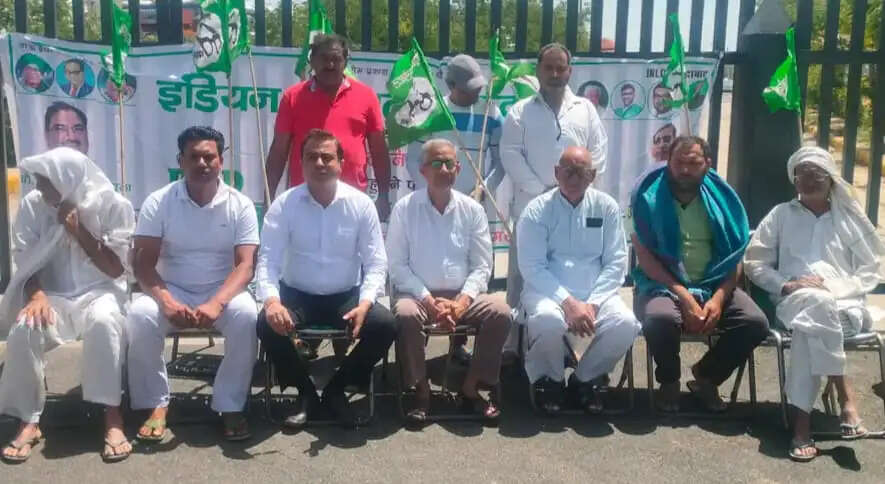 पानीपत: खेतों में आगजनी के नुकसान से बचने के लिए स्थाई फायर स्टेशन की मांग की