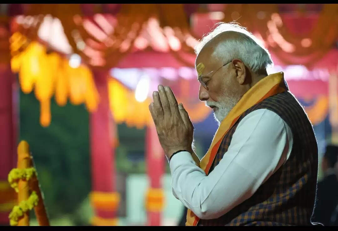 सोमनाथ स्वाभिमान पर्व में शामिल हुए प्रधानमंत्री मोदी, ड्रोन शो ने जीता लोगों का दिल