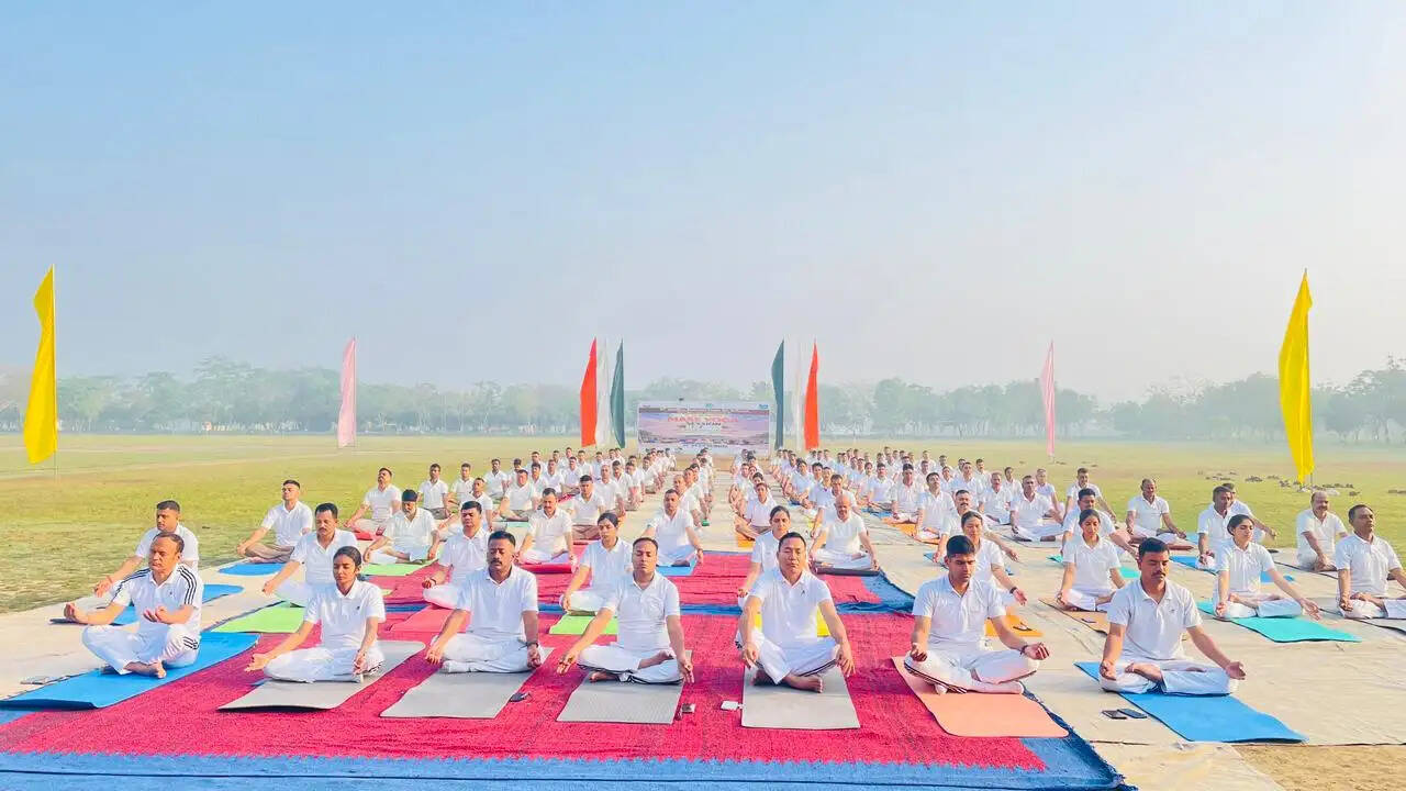 एसएसबी मुख्यालय में योगाभ्यास का आयोजन