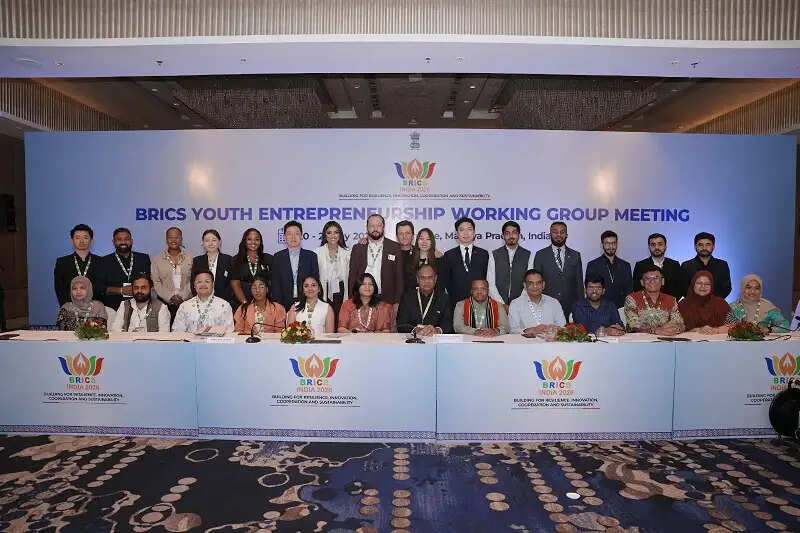मप्र के इंदौर में ब्रिक्स युवा परिषद उद्यमिता कार्य समूह की बैठक सफलतापूर्वक संपन्न