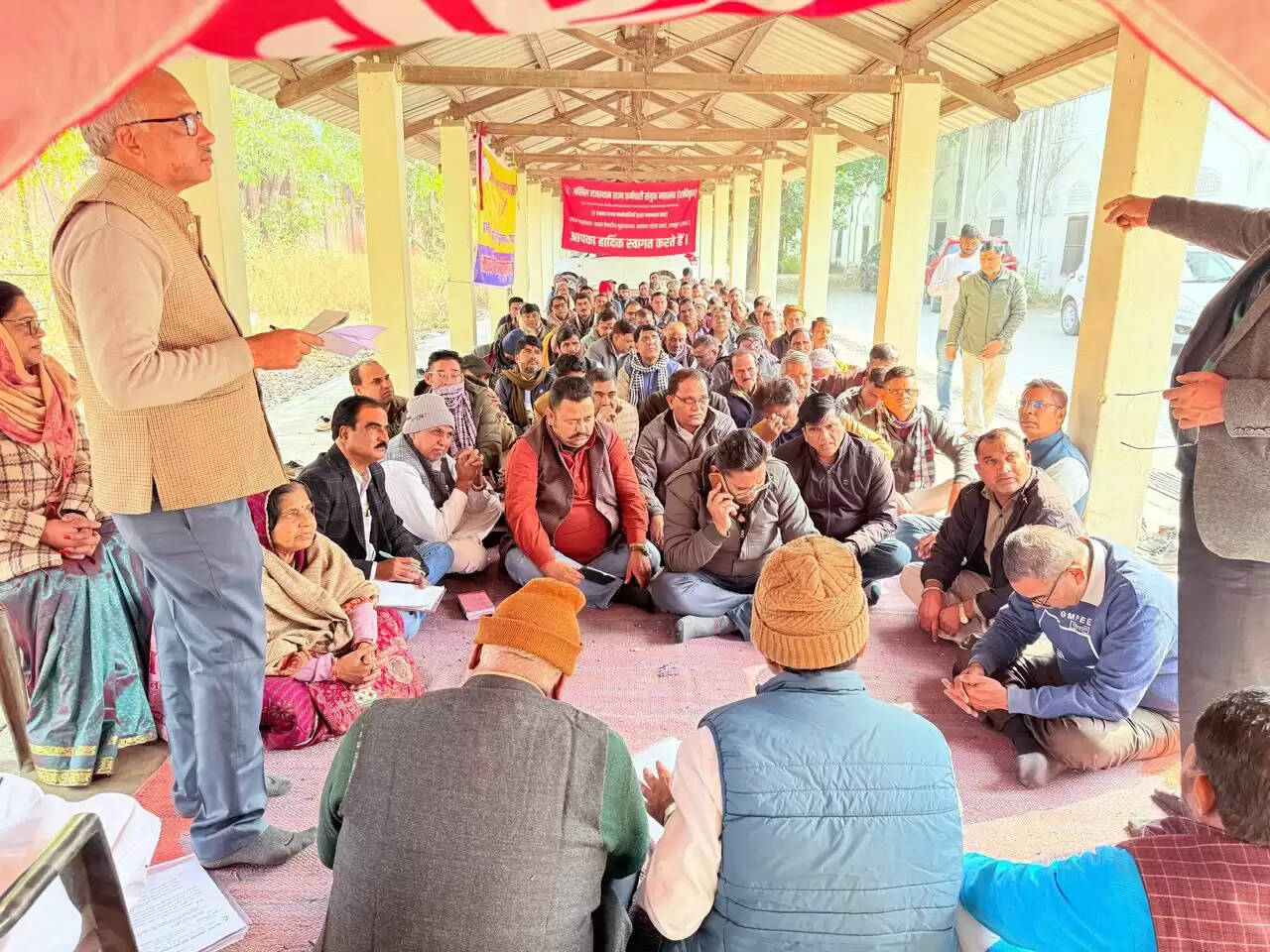 कर्मचारियों की उपेक्षा पर महासंघ एकीकृत का फूटा गुस्सा