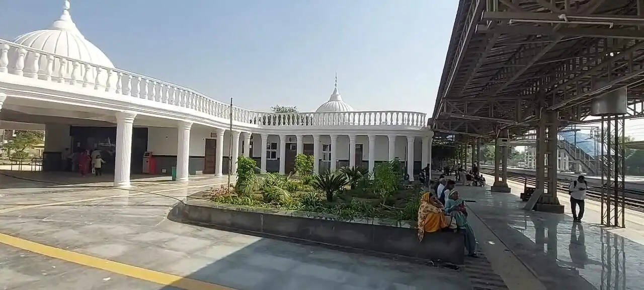जींद : नरवाना रेलवे स्टेशन का बदला स्वरूप, 17 जुलाई को प्रधानमंत्री करेंगे लोकार्पण