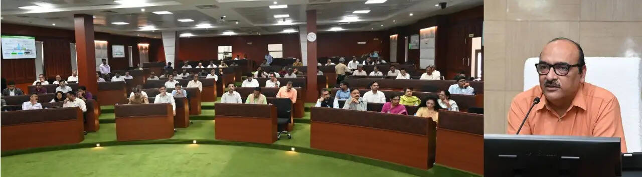 विकसित भारत 2047 के लिए छत्तीसगढ़ की प्राथमिकताओं पर राज्यस्तरीय परामर्श कार्यशाला आयोजित