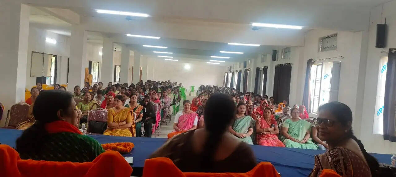 महिला आरक्षण पर भाजपा का जिला सम्मेलन, वक्ता बोले— 33% आरक्षण को बताया विकास की जरूरत